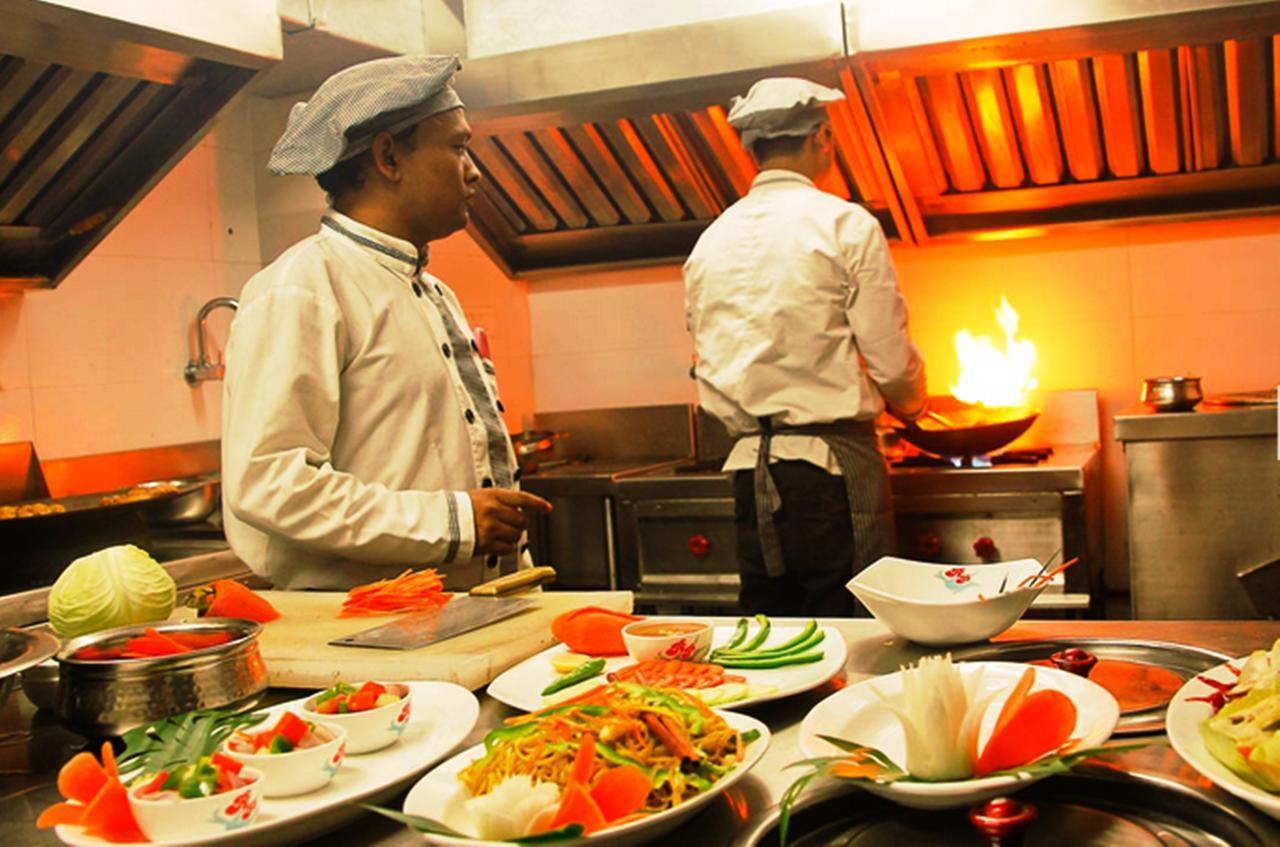 Hotel Rajashree Palace Siliguri Eksteriør billede
